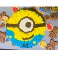 mam♡a's cooksnap of when they made ミニオンケーキ ミニオン ケーキ.