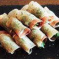 クックPNUULZ☆'s cooksnap of when they made クリチと大葉のスモークサーモン巻き.