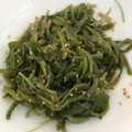 血糖値をあげない献立's cooksnap of when they made 簡単！きゅうりとワカメの酢の物♥.