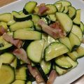 たらららーん's cooksnap of when they made ズッキーニとベーコン炒めチョコっとチーズ.