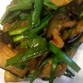 はに333's cooksnap of when they made 茄子とニラのピリ辛和え.