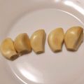MAXA！'s cooksnap of when they made あら！簡単♪ニンニクの皮レンジでつるん☆.