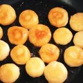 キュリオさん's cooksnap of when they made チーズ入りポテトもち.