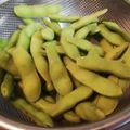 塩ちゃんちゃんこ's cooksnap of when they made 枝付き枝豆の切り方♪ストレスフリー♪.