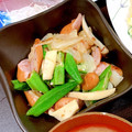 yoyoよーよー's cooksnap of when they made オクラとソーセージのガーリック炒め.