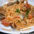 ももちゃろー's cooksnap of when they made トマトとアサリのパスタ.