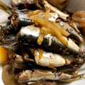 ゆせりた18's cooksnap of when they made 梅酒の梅で秋刀魚の煮付け.