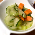 aiaiacco's cooksnap of when they made 白だしで簡単♡セロリと人参の浅漬け.