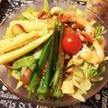カメラ娘's cooksnap of when they made レタスヌードル冷静とまとスープ.