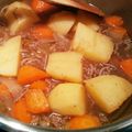 R1NR1N's cooksnap of when they made 牛ひき肉で我が家の「肉じゃが」♪.