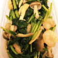 らららラッキー☆'s cooksnap of when they made 海老とほうれん草としめじのサッパリ炒め.