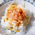 ＊キーツニャン＊'s cooksnap of when they made 新玉ねぎとカッテージチーズのかつぶし和え.
