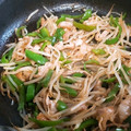 Rii3na's cooksnap of when they made 豚肉とモヤシのオイスター炒め.