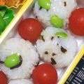 nosso's cooksnap of when they made 塩昆布と枝豆のおにぎり.