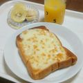 チコリママ's cooksnap of when they made 朝食☆ハニー＆チーズトースト.