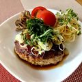 はなぴっち's cooksnap of when they made 【肉汁】和風ハンバーグ【紫蘇大量】.