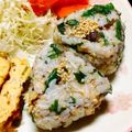 milk55's cooksnap of when they made うまうま★塩サバごましそおにぎり.