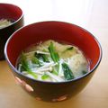 runa10's cooksnap of when they made 大根菜とえのきのお味噌汁♡.