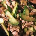 Mayumi731's cooksnap of when they made ナスときゅうりとひき肉の炒めもの☆.