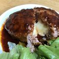naochiyuta's cooksnap of when they made 中からトロッと簡単！チーズinハンバーグ.