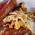 アブシンベル's cooksnap of when they made 忙しい朝に☆簡単☆ポークビッツ＆卵炒め.