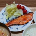 まいちー☆★'s cooksnap of when they made 超簡単♡鮭のバター醤油焼き.