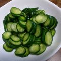 クックH91CDK☆'s cooksnap of when they made 材料三つ!!　簡単きゅうりの浅漬け～♪.