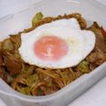 なななな♡MaMa's cooksnap of when they made 焼きそば弁当♬目玉焼きのっけ.