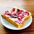 ねっちゃんっ's cooksnap of when they made ジャムとクリチのトースト.