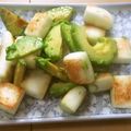 きらり流れ星's cooksnap of when they made はんぺんとアボカドのガリバタ炒め.