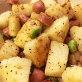 hinaboco's cooksnap of when they made 枝豆とじゃが芋のウインナー炒め　.