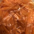 オラフくん's cooksnap of when they made 千切り人参の保存.