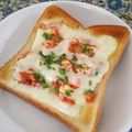 ♡ともりん's cooksnap of when they made 簡単◎美味しい◎塩辛チーズトースト.