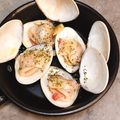 よし156's cooksnap of when they made はまぐりの白ワイン蒸し☆にんにくバター味.