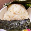✴︎ひろ✴︎'s cooksnap of when they made おかかとゴマのおにぎり♡お弁当にも♪.