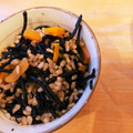 didiko's cooksnap of when they made 生ひじきとツナの炊き込みご飯♪.