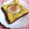 ゆめちゃんのおへや's cooksnap of when they made お手軽簡単目玉焼きパン.