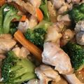Parizot's cooksnap of when they made ☼鶏もも肉とインゲンの中華炒め生姜風味.