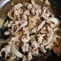 kokoパパ's cooksnap of when they made 豚切り落としで簡単♡１step生姜焼き♪.