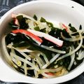 ♪快適一人暮らし♪'s cooksnap of when they made わかめともやしの具沢山酢の物.