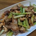 や～たん食堂's cooksnap of when they made 鶏肉とアスパラ、ナッツの塩レモン炒め.