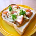 runa10's cooksnap of when they made ☆カレーとトマトのチーズトースト☆.