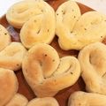 mokomokomokotan's cooksnap of when they made ◆簡単！パン成形◆ハートの形.