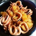 ちぃあさん's cooksnap of when they made イカとじゃがいもの塩辛バター炒め.