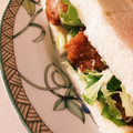 クックO06M18☆'s cooksnap of when they made ☆リメイク☆唐揚げの照り焼きサンド.