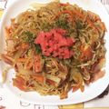 どやさん's cooksnap of when they made 焼きそばの粉末ソースがムラにならない方法.