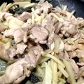 mimizk's cooksnap of when they made 鶏肉とジャガイモ＆茸のしょう油バター焼き.