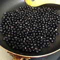 くくいなっつ★'s cooksnap of when they made ごくごく飲める♪簡単すっきり黒豆茶.