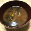 わたさな2016's cooksnap of when they made 簡単！コーンと舞茸のお味噌汁☆バター風味.