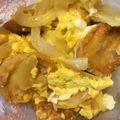 Tiny♡'s cooksnap of when they made 娘、絶賛‼︎仙台麩の卵とじ.
